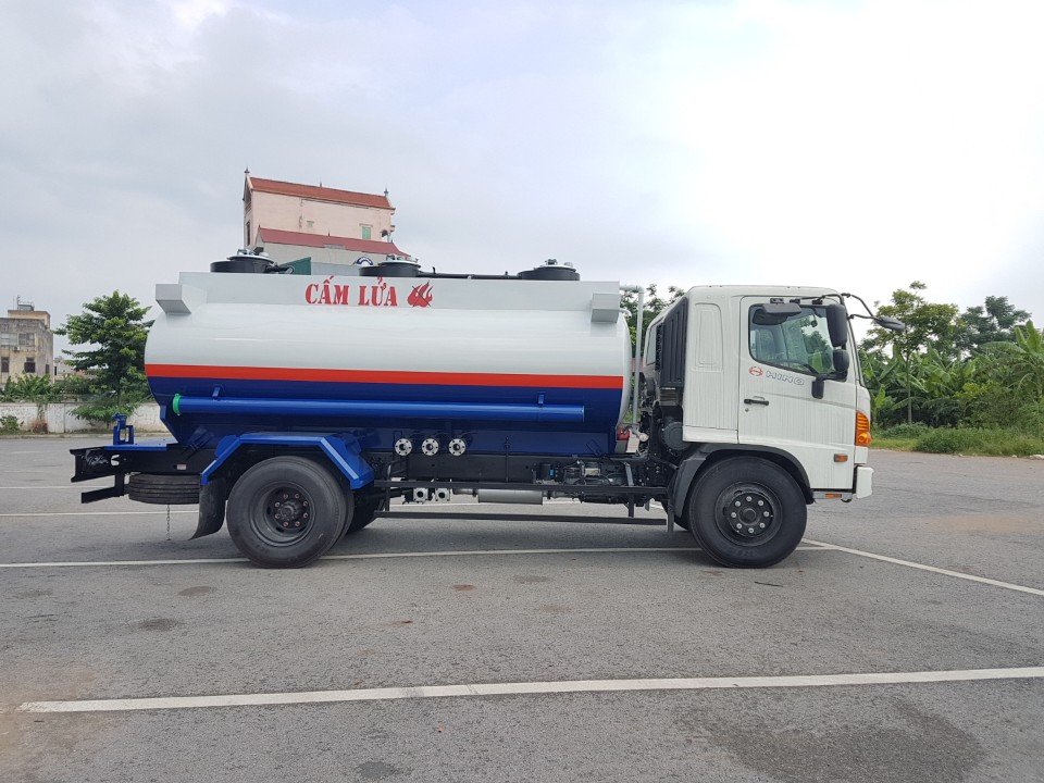 Xe-tecxang-dau-hino-fg