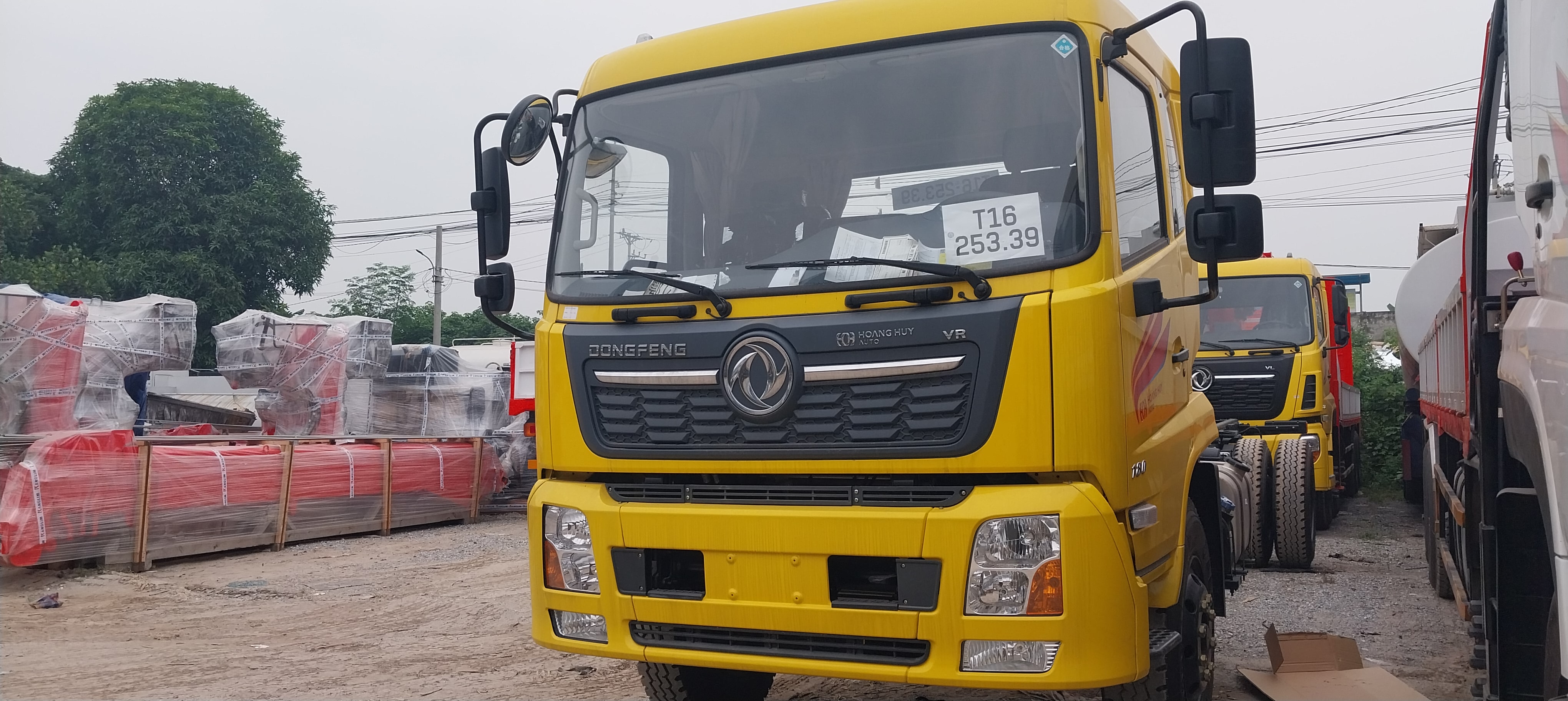 den-xe-tai-dongfeng