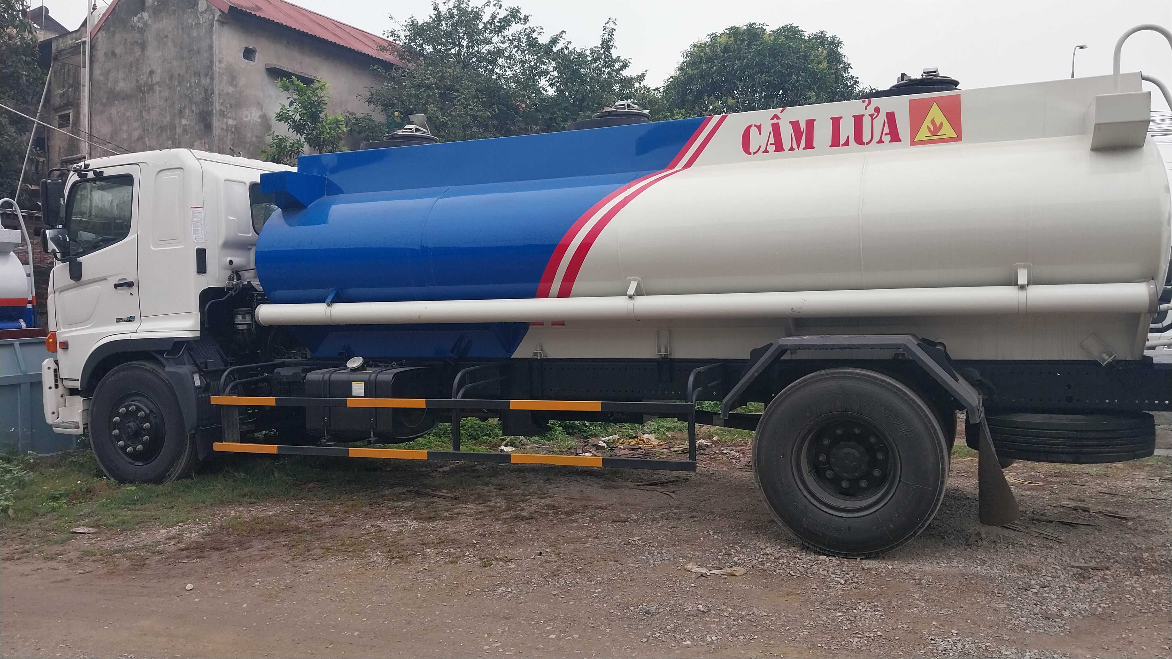 Xe téc chở xăng dầu Hino FG
