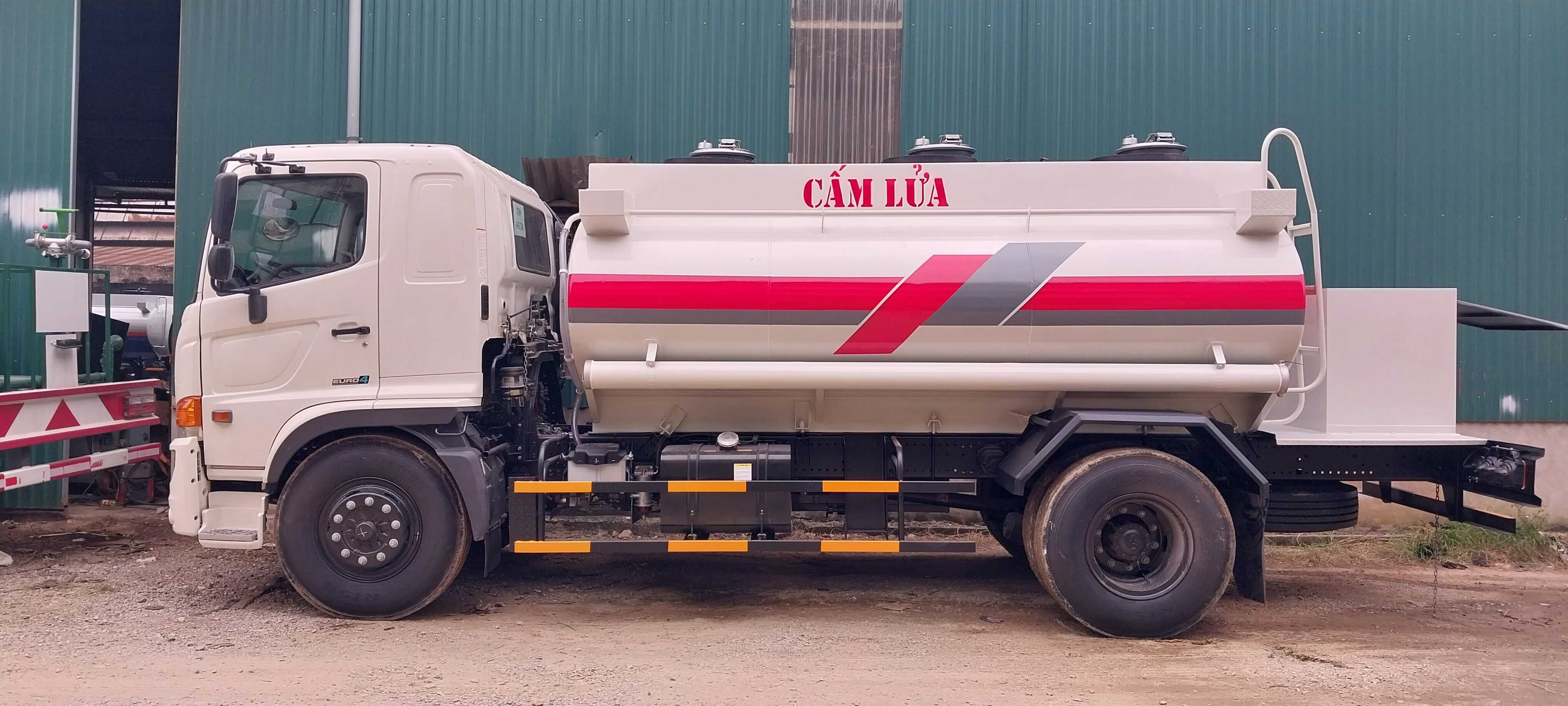 Xe téc xăng dầu Hino FG