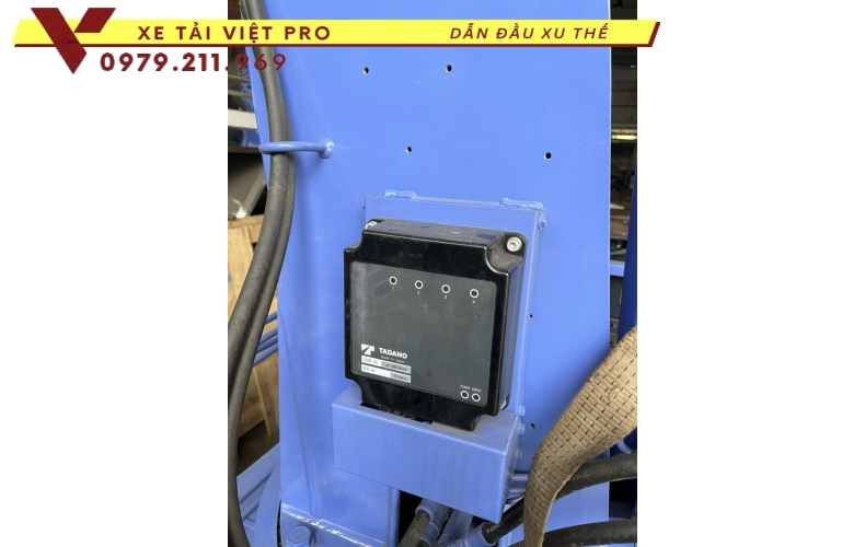 Xe tải Auman C160 gắn cẩu Tadano 5 tấn