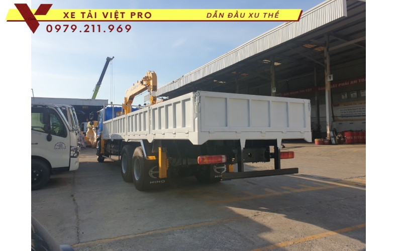 Xe tải Auman C160 gắn cẩu Soosan 5 tấn