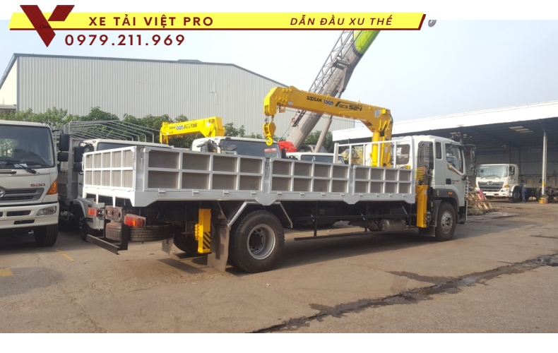 Xe tải Auman C160 gắn cẩu Soosan 5 tấn