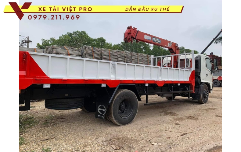 Xe tải Auman C160 gắn cẩu Unic 3 tấn 4 đốt