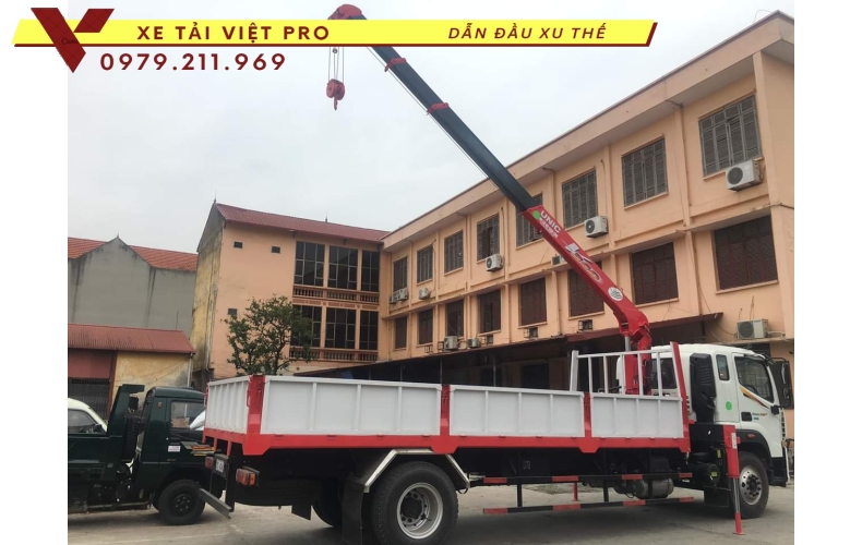 Xe tải Auman C160 gắn cẩu Unic 3 tấn 4 đốt