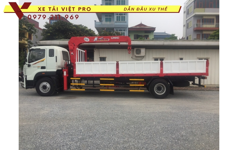 Xe tải Auman C160 gắn cẩu Unic 5 tấn