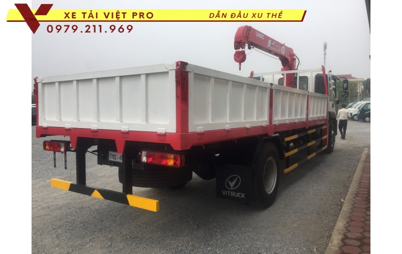 Xe tải Auman C160 gắn cẩu Unic 5 tấn