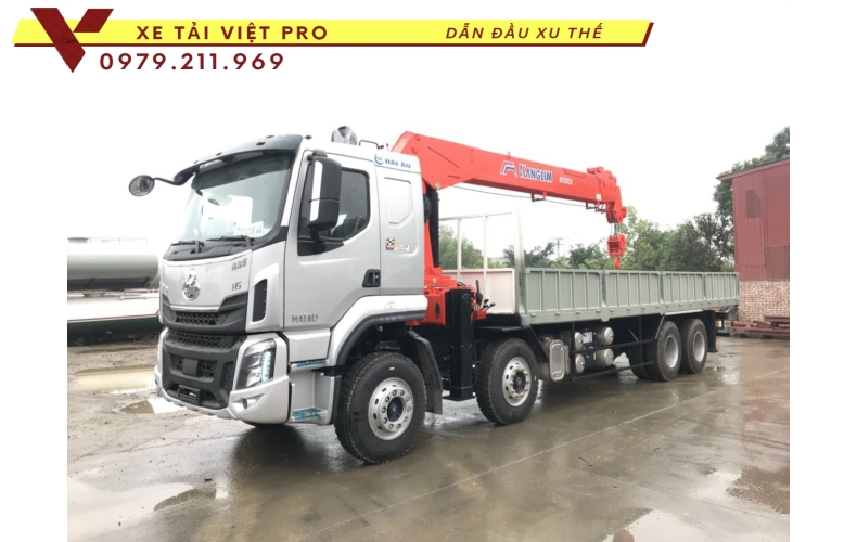 Xe tải Chenglong 4 chân gắn cẩu Kanglim 12 tấn 5 đốt