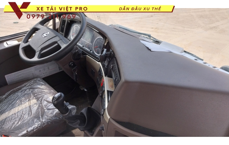 Xe tải Chenglong 5 chân gắn cẩu Kanglim 15 tấn