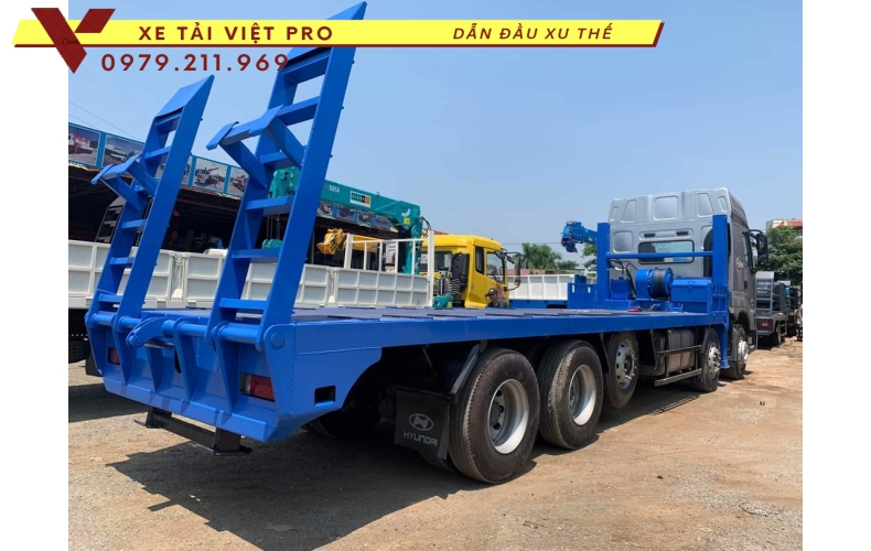 Giá Xe Tải Chenglong 5 Chân Nâng Đầu Chở Máy Công Trình
