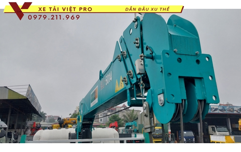 Xe tải Dongfeng gắn cẩu Hyundai 5 tấn