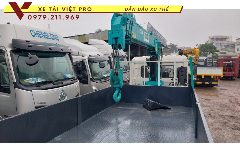 Xe tải Dongfeng gắn cẩu Hyundai 5 tấn