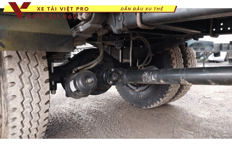 Xe tải Dongfeng gắn cẩu Hyundai 5 tấn