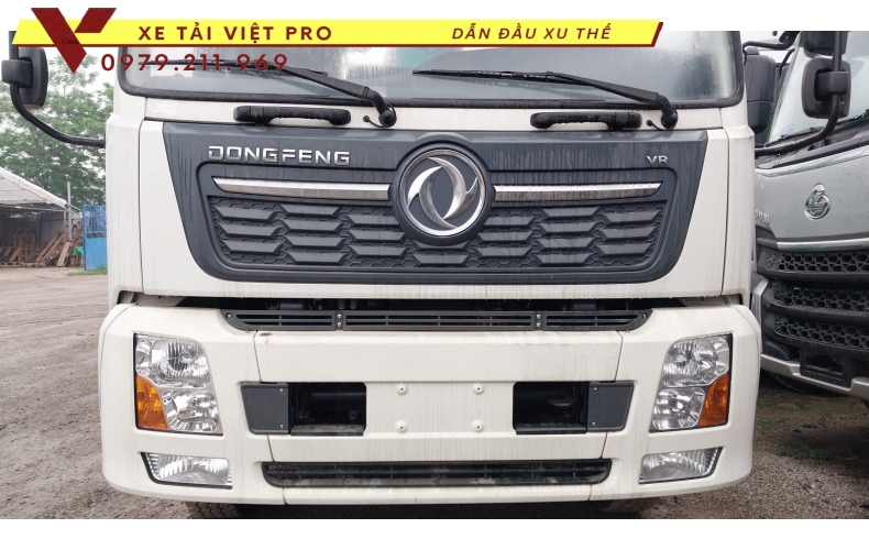 Xe tải Dongfeng gắn cẩu Hyundai 5 tấn