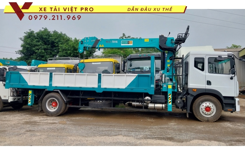 Xe Dongfeng D11 gắn cẩu Hyundai 7 tấn