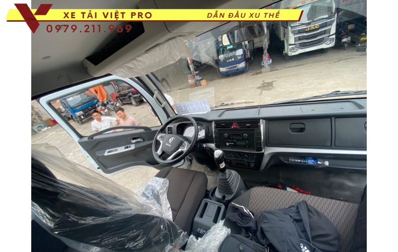 Báo giá xe Dongfeng D8 và xe Dongfeng nâng đầu mới nhất