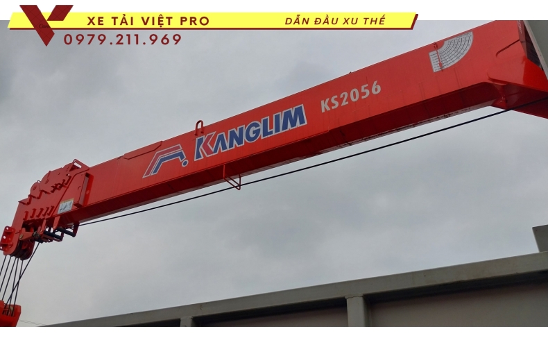 Xe tải Dongfeng 3 chân gắn cẩu Kanglim 8T