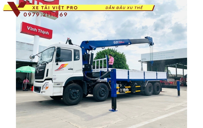 Xe tải Dongfeng 4 chân gắn cẩu Dongyang 15 tấn