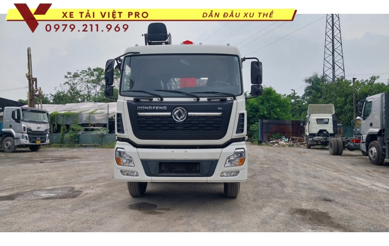 Xe tải DONGFENG 4 chân gắn cẩu KANGLIM 12 tấn