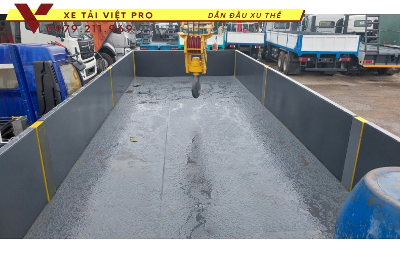 Xe tải Dongfeng 4c gắn cẩu XCMG 16 tấn