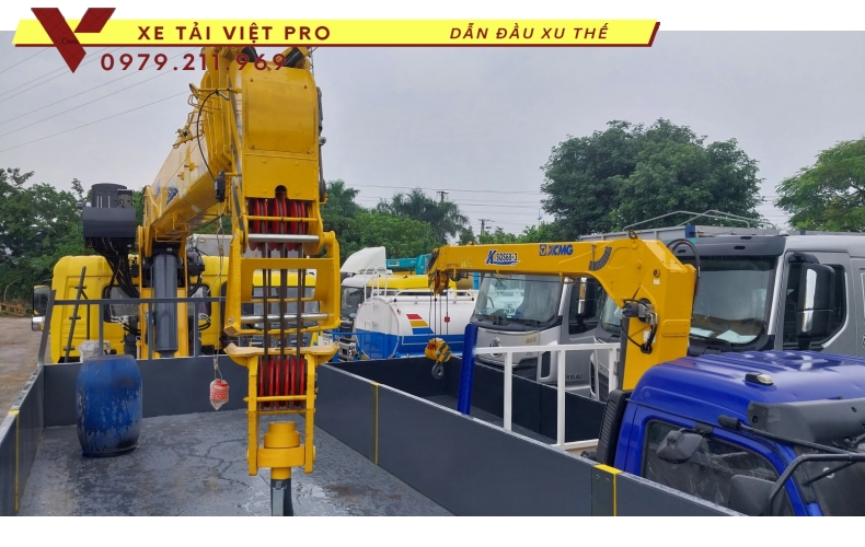 Xe tải Dongfeng 4c gắn cẩu XCMG 16 tấn