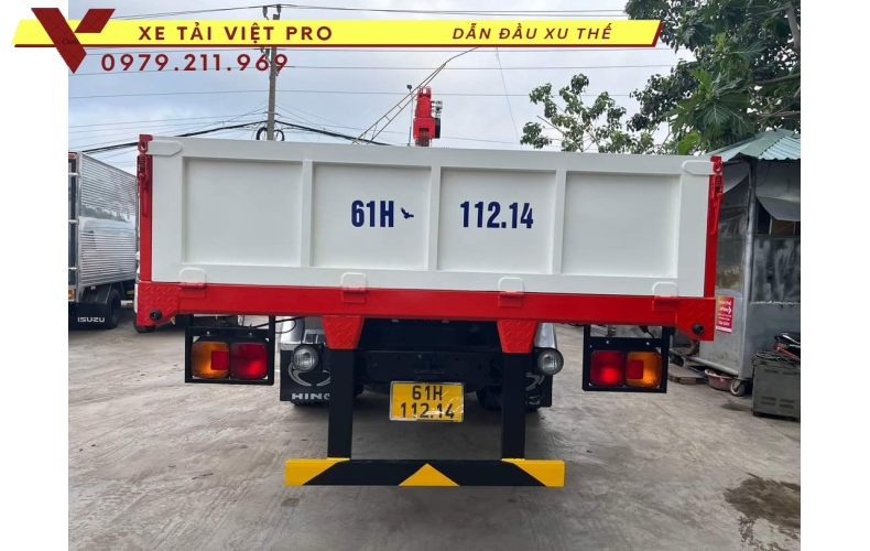 Xe tai hino FG gắn cẩu Kanglim 5 tấn