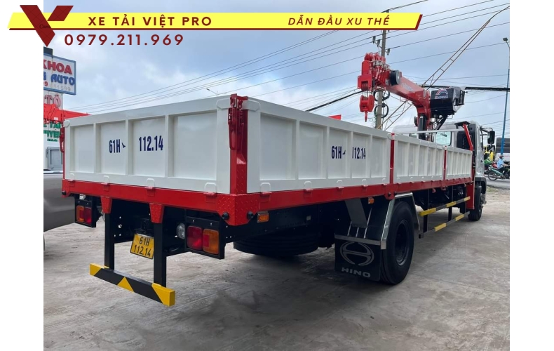 Xe tai hino FG gắn cẩu Kanglim 5 tấn