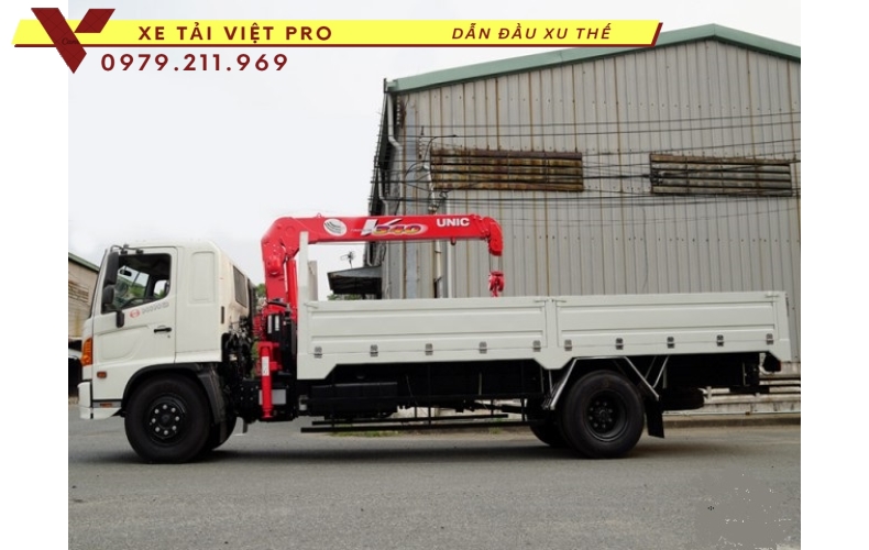 Xe tải Hino gắn cẩu Unic 3 tấn 4 đốt