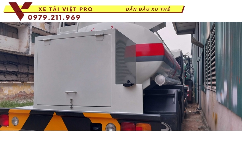 Xe Hino FG téc chở xăng dầu mới nhất năm 2024 - Mẫu xe dẫn đầu phân khúc