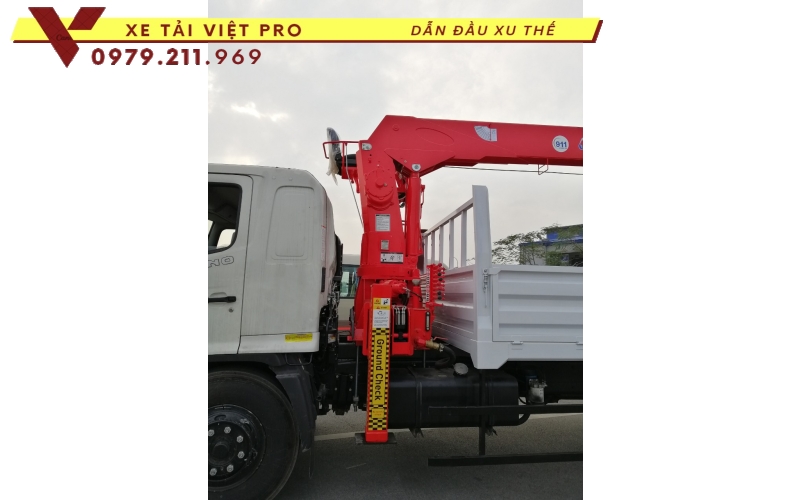 Xe tải HINO FL gắn cẩu  ATOM 7 tấn