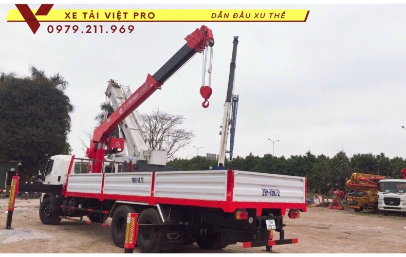 Xe tải HINO FL gắn cẩu  ATOM 7 tấn