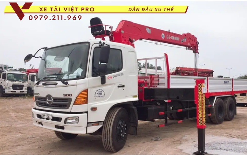 Xe tải HINO FM gắn cẩu  ATOM 8 tấn 6 đốt