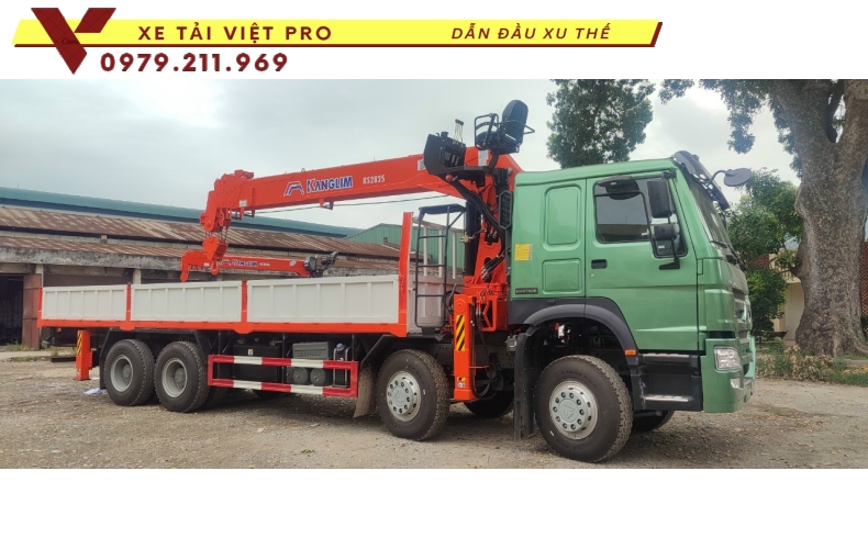 Xe tải Howo  4 chân gắn cẩu Kanglim 12 tấn
