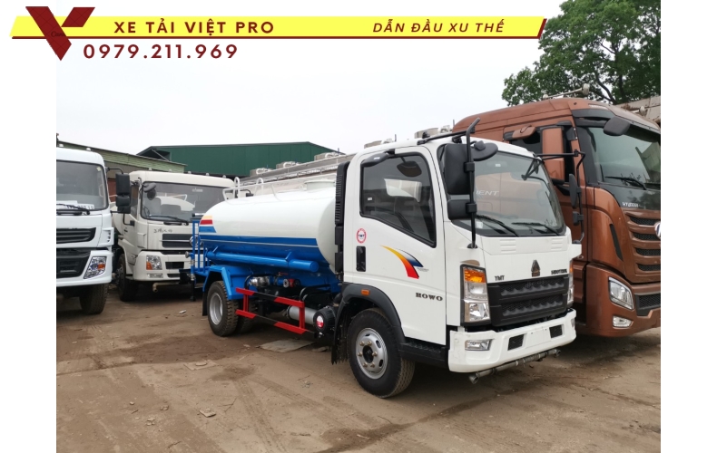 Xe howo 2 chân téc chở xăng dầu giá bao nhiêu