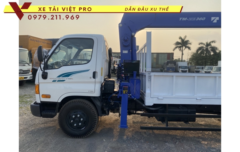 Xe tải Hyundai 110 XL gắn cẩu Tadano 3t