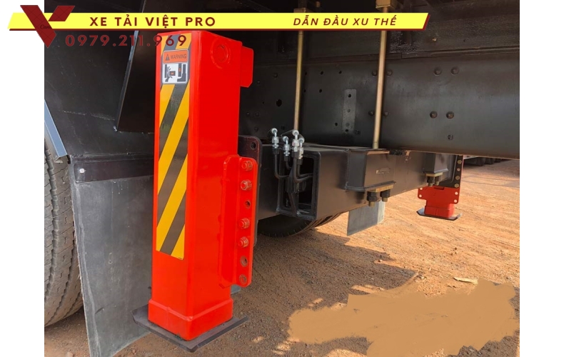 Xe tải Hyundai HD320 gắn cẩu Kanglim 8 tấn 6 đốt