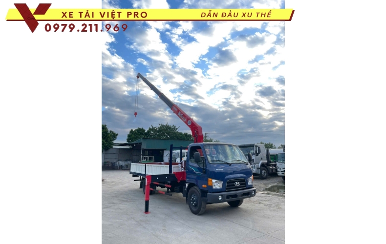 Xe tải Hyundai 110xl gắn cẩu Unic 3 tấn