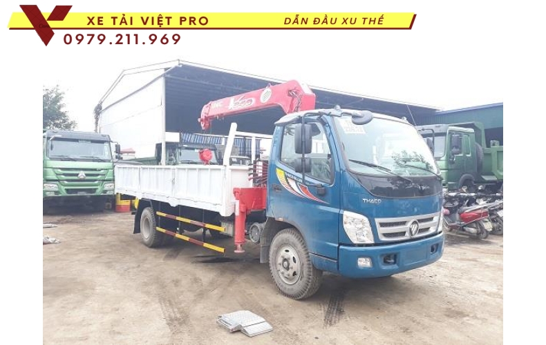 Xe tải thaco Ollin S120 gắn cẩu Unic 3 tấn