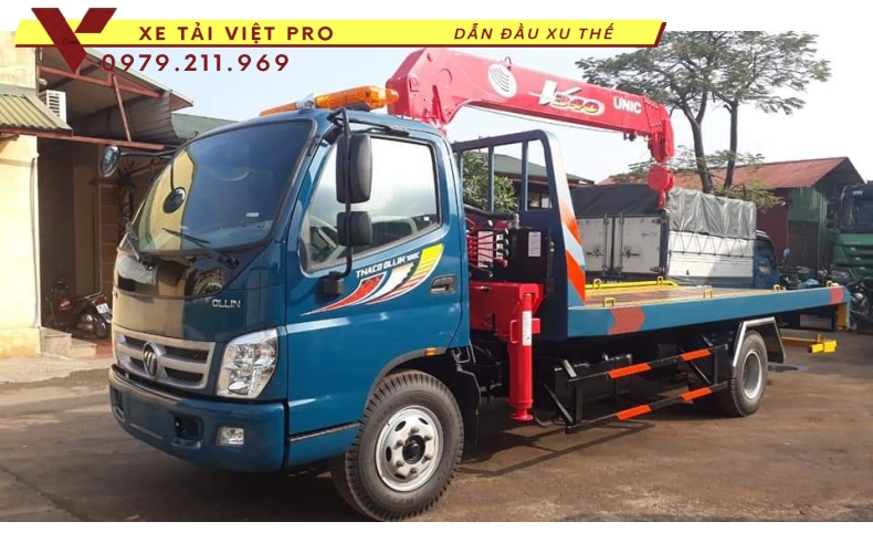 Xe tải thaco Ollin S120 gắn cẩu Unic 3 tấn