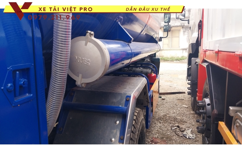 Thông số kỹ thuật và báo giá xe Forland 2 cầu téc chở xăng dầu mới nhất